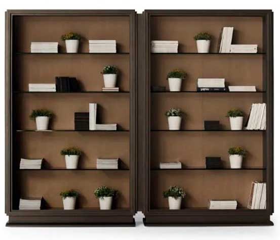 Книжный шкаф